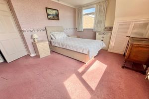 Bedroom- click for photo gallery